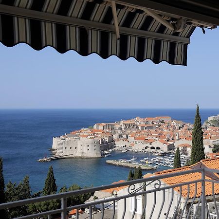 Apartment 330 Dubrovnik Bagian luar foto