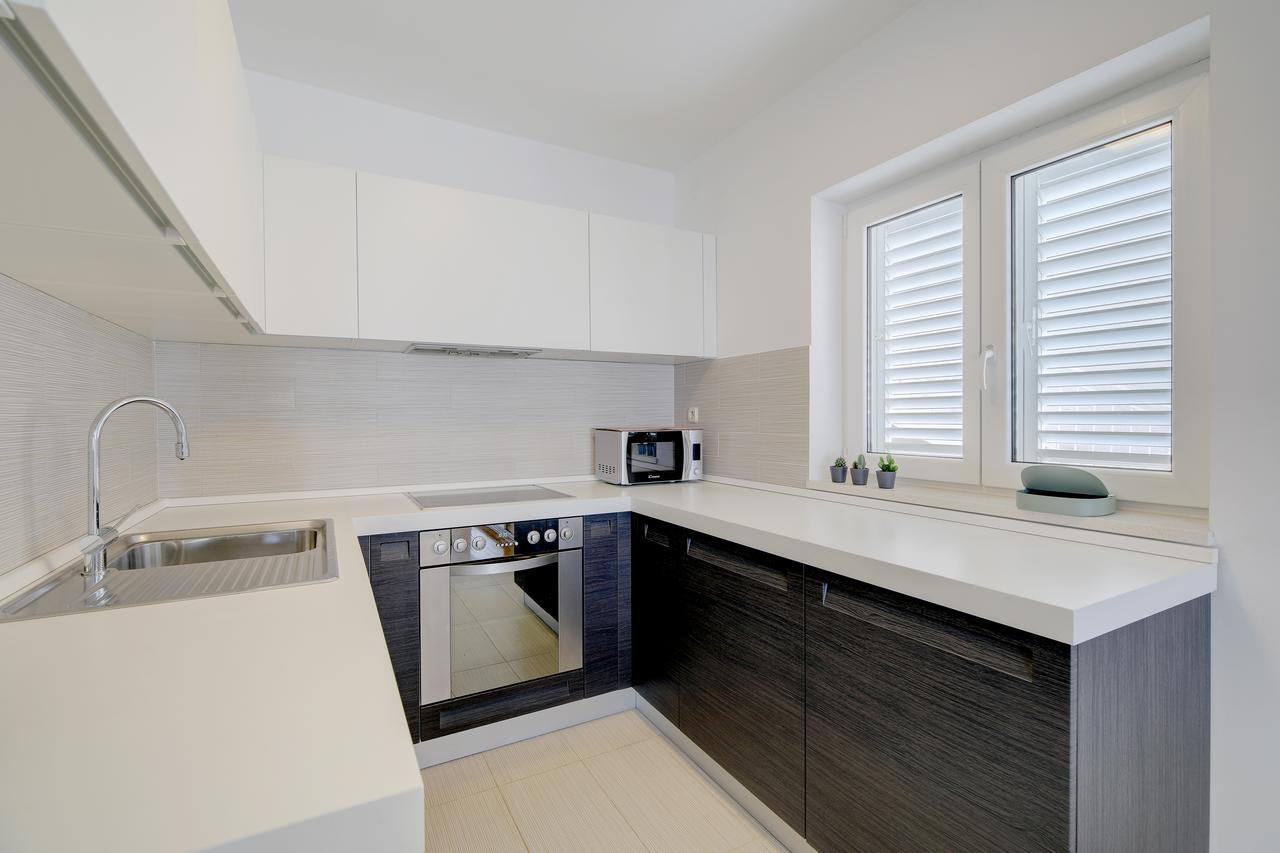 Apartment 330 Dubrovnik Bagian luar foto