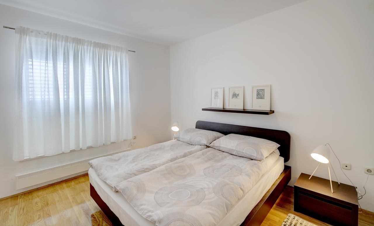 Apartment 330 Dubrovnik Bagian luar foto