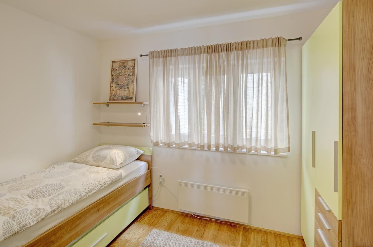 Apartment 330 Dubrovnik Bagian luar foto
